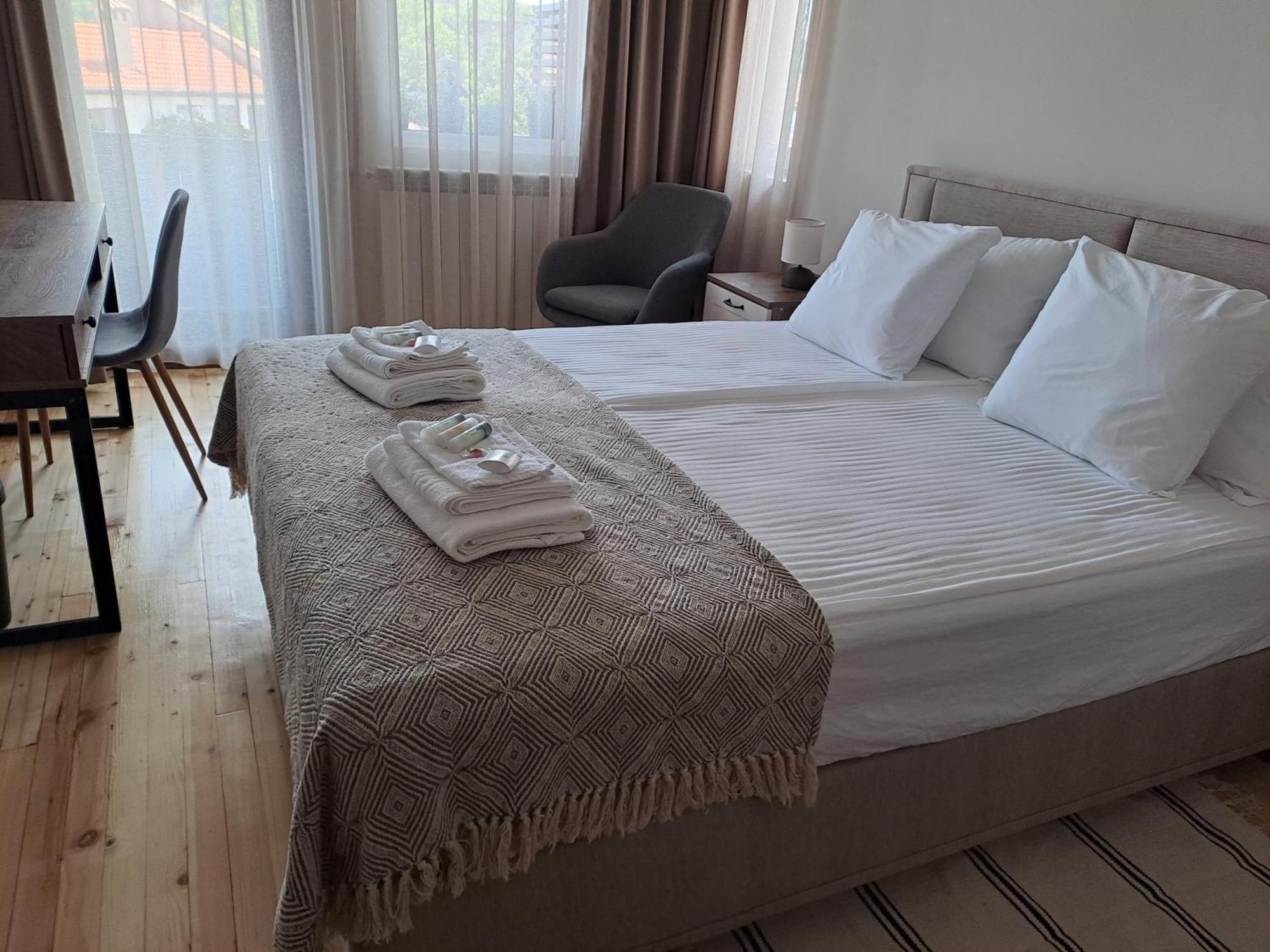 Guest House Lazara Veliko Tărnovo Exterior foto