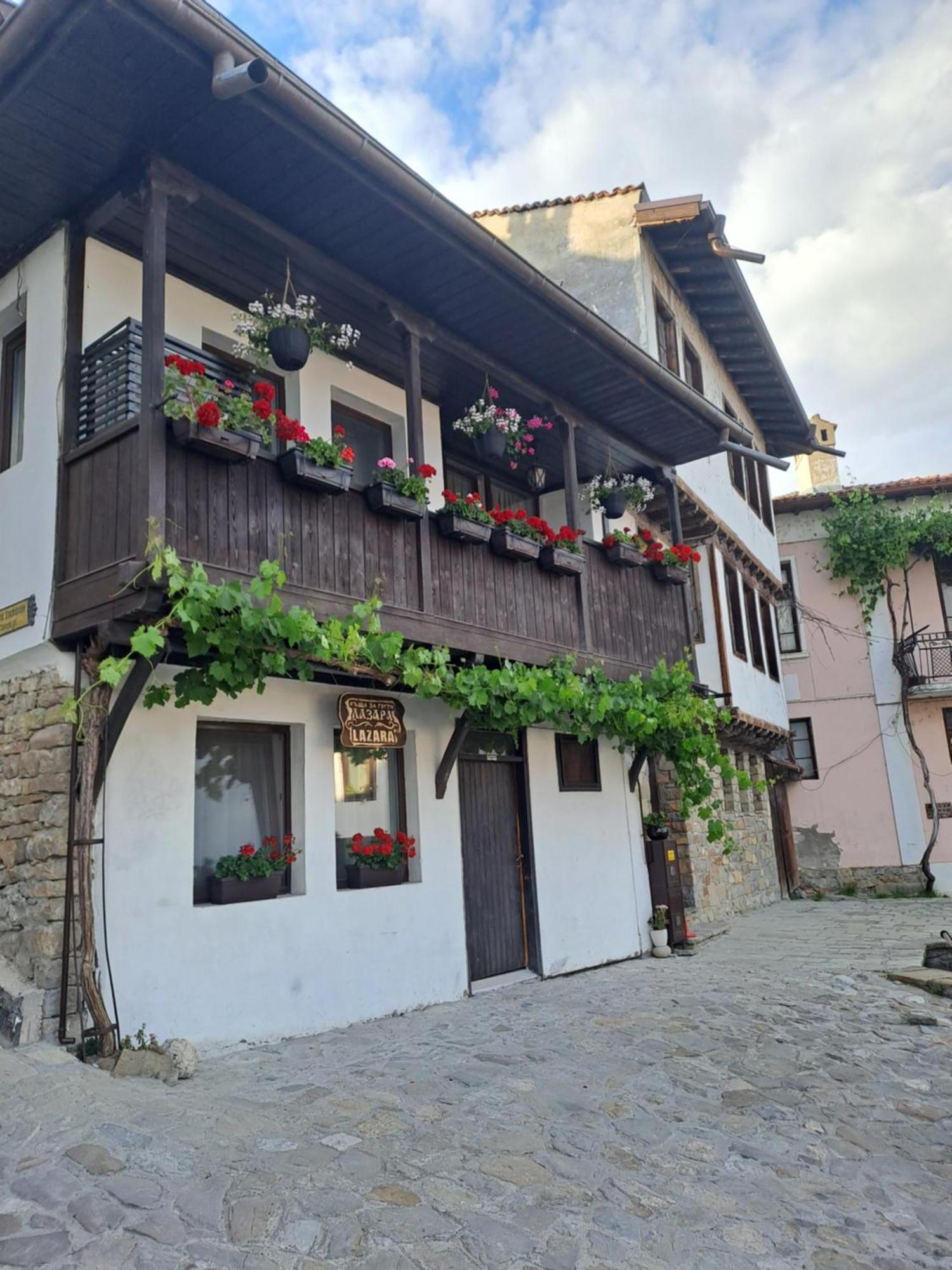 Guest House Lazara Veliko Tărnovo Exterior foto